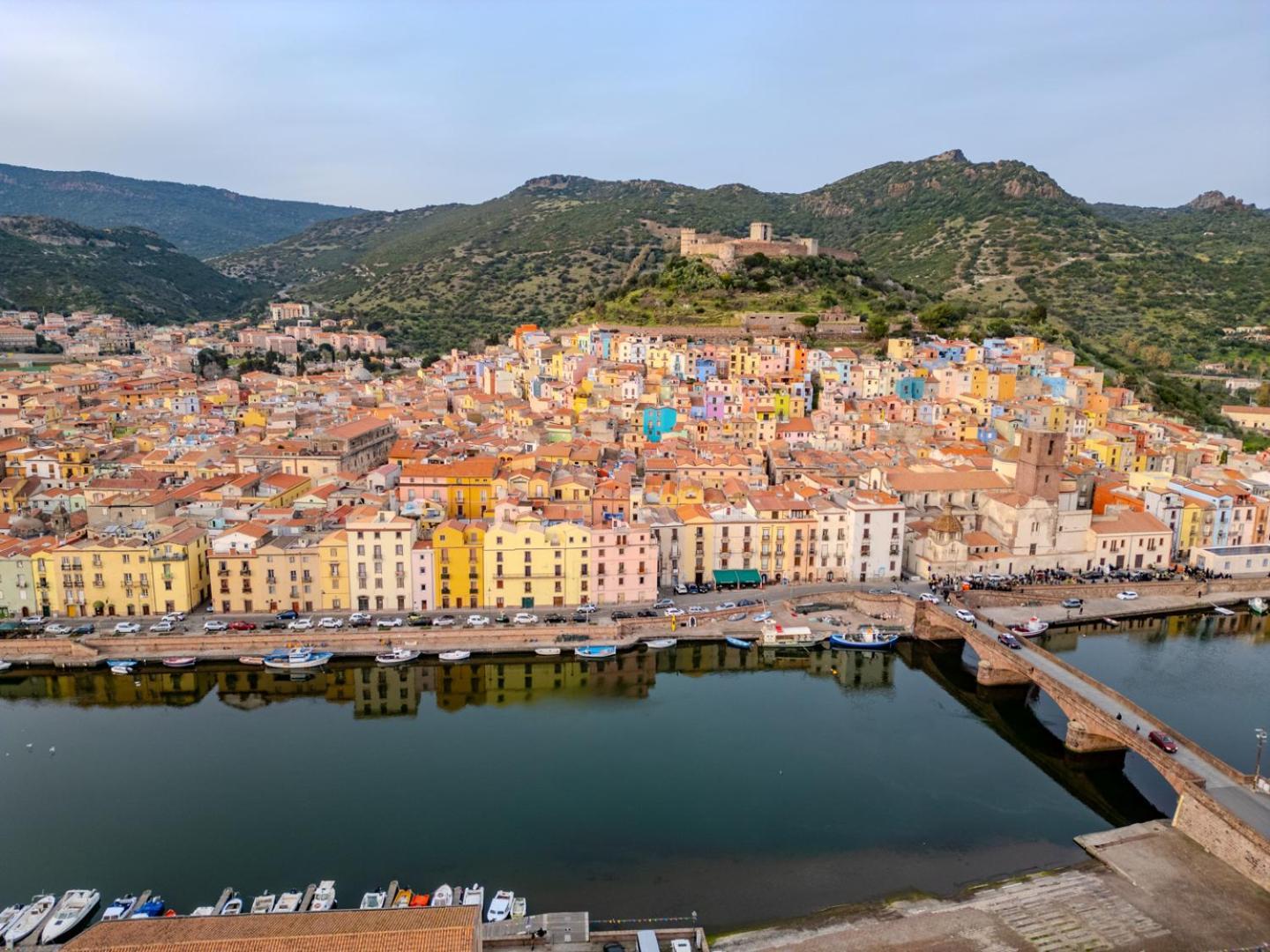 S'Apposentu - Un'Angolo Di Paradiso Con La Vista Sul Castello ボーザ エクステリア 写真