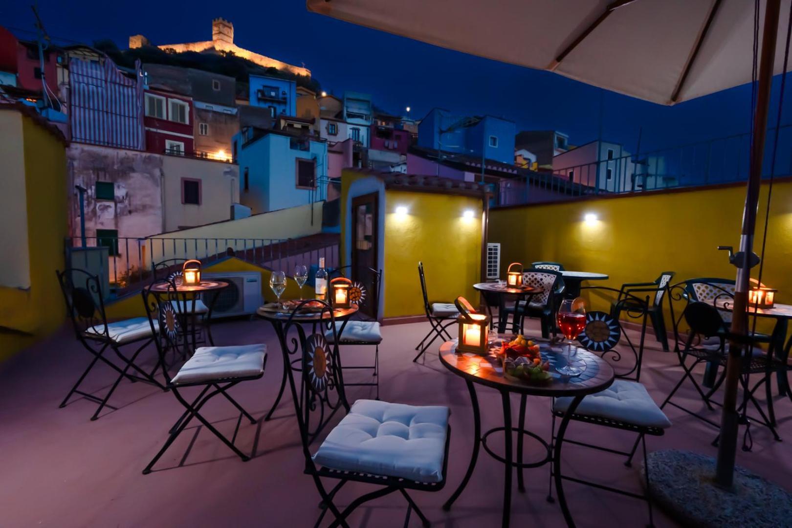S'Apposentu - Un'Angolo Di Paradiso Con La Vista Sul Castello ボーザ エクステリア 写真